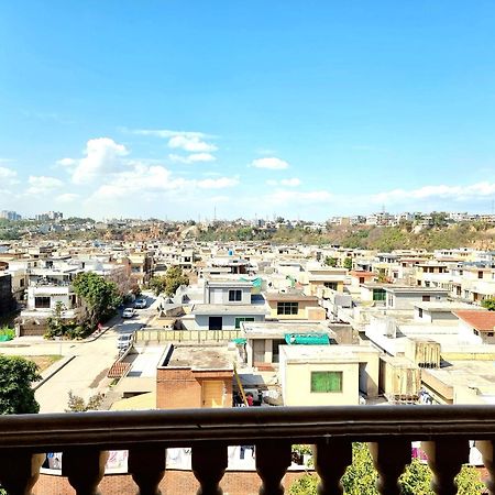 Executive 3 Bedrooms Apartment In Bahria Town Rawalpindi Eksteriør billede