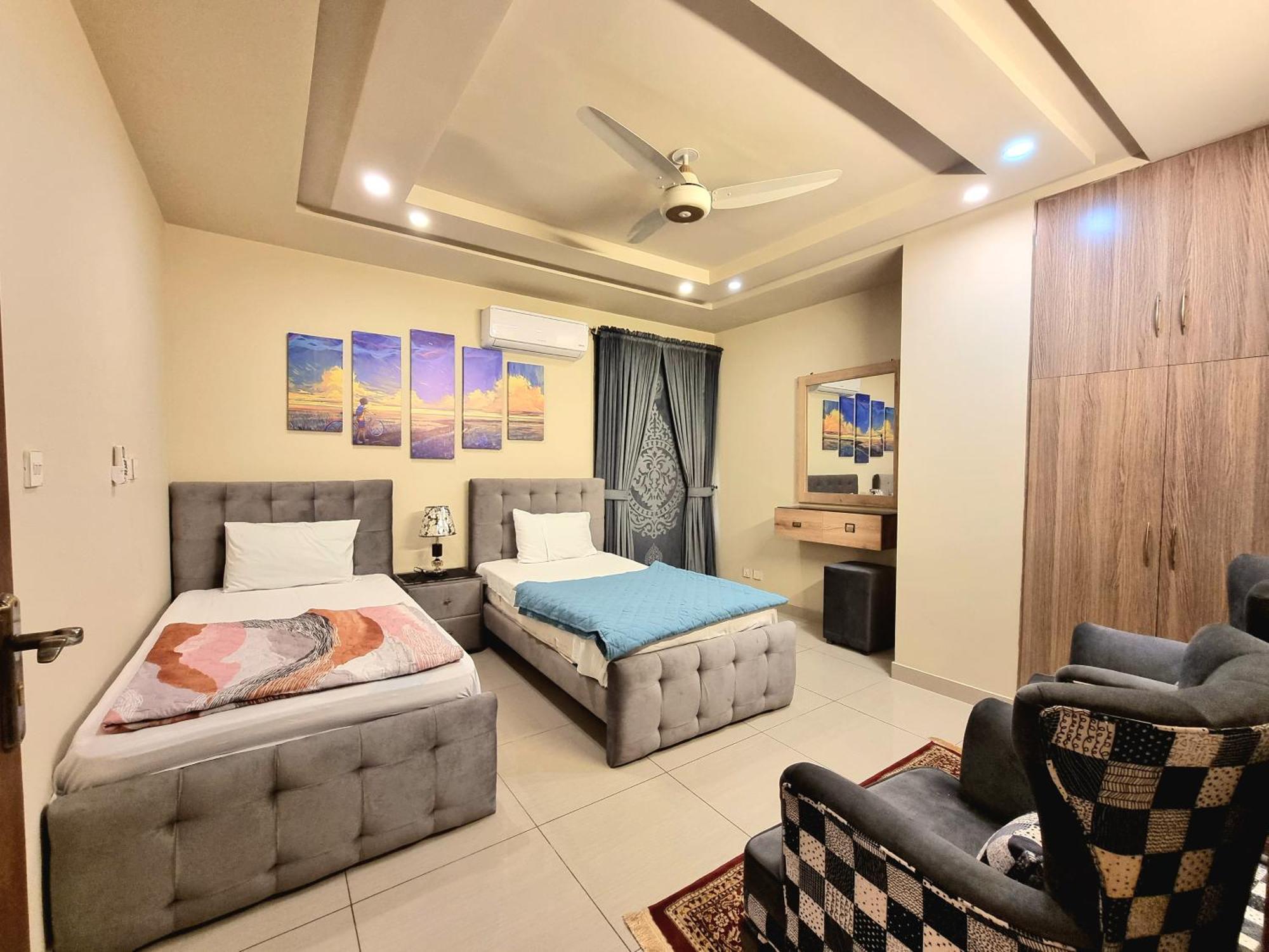 Executive 3 Bedrooms Apartment In Bahria Town Rawalpindi Eksteriør billede