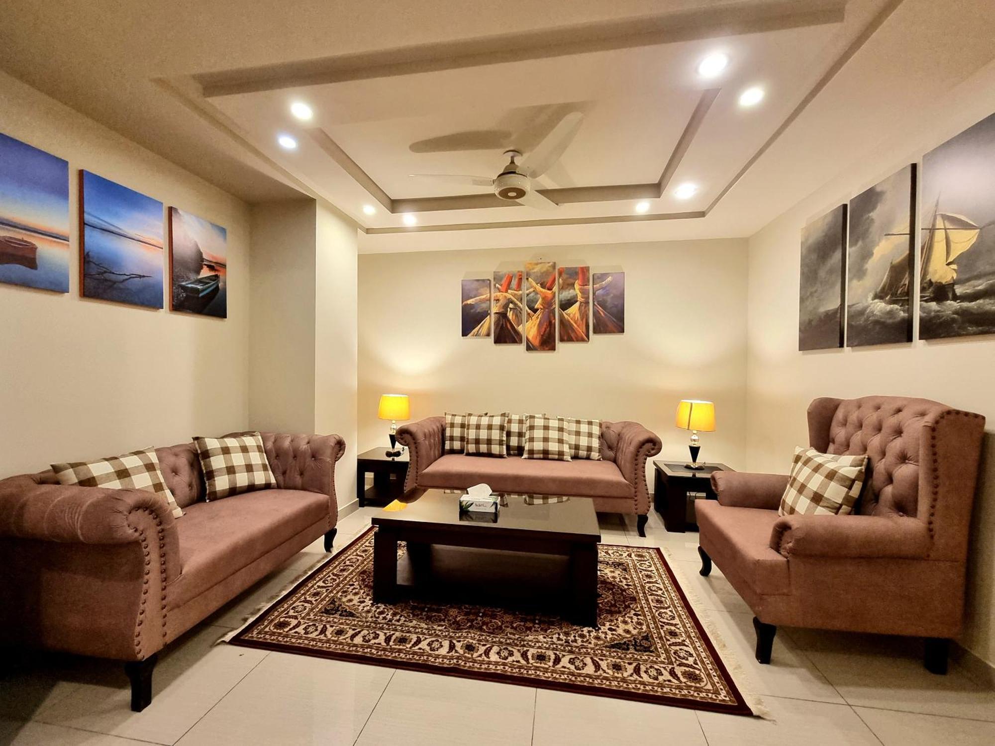 Executive 3 Bedrooms Apartment In Bahria Town Rawalpindi Eksteriør billede